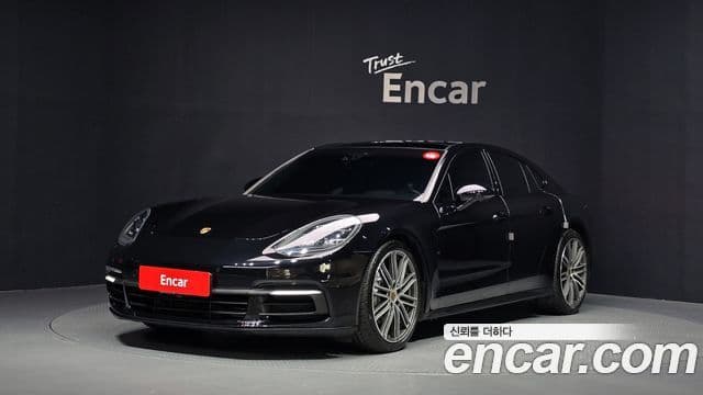 Porsche Panamera 3.0 AWD, фото 1