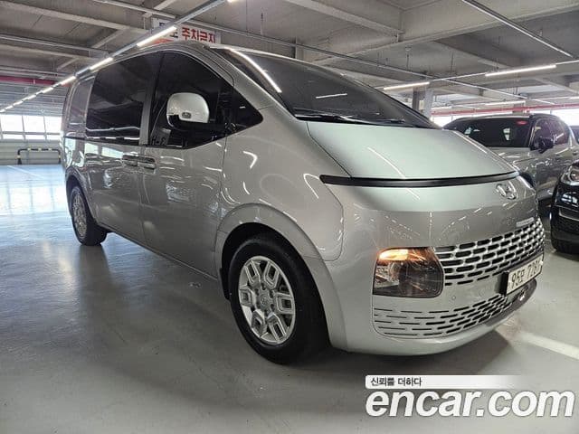 Hyundai Staria Cargo 5-Seater Modern, фото 1