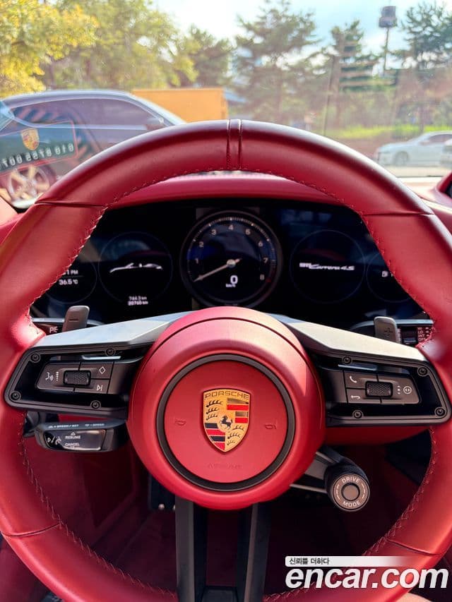 Porsche 911 Carrera 4S Cabriolet, фото 1