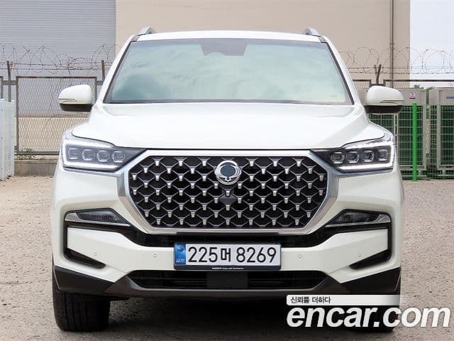 Ssangyong Rexton Disel 2.2 4WD Noblesse