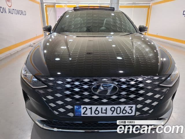 Hyundai Grandeur 2.5 Le Blanc